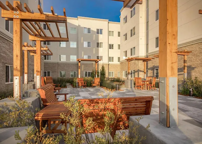 Fairfield Inn & Suites By Marriott San Jose North/Silicon Valley